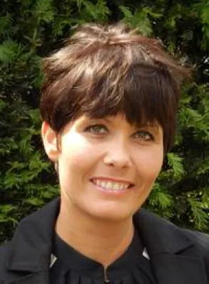 Bild: Nadine Fix neu im Düsseldorfer AENGEVELT-Team „Privatimmobilien“