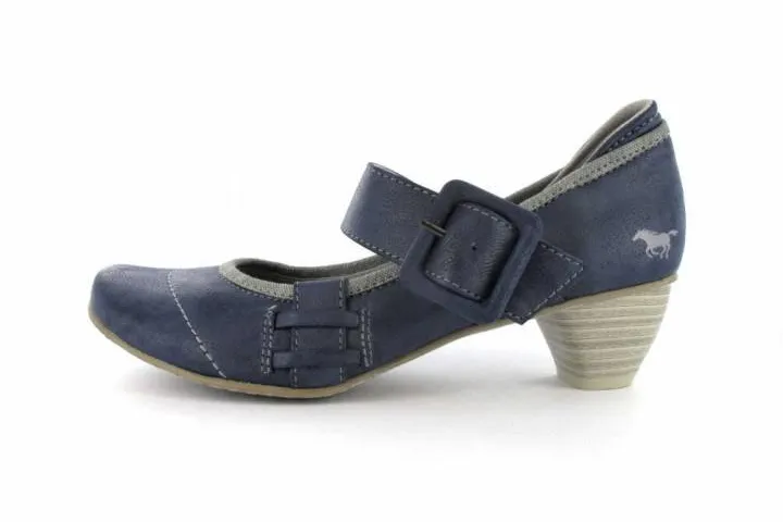 Schöne Übergrößenschuhe kaufen - online oder besser lokal? Bild: Schöne Übergrößenschuhe kaufen - online oder besser lokal?