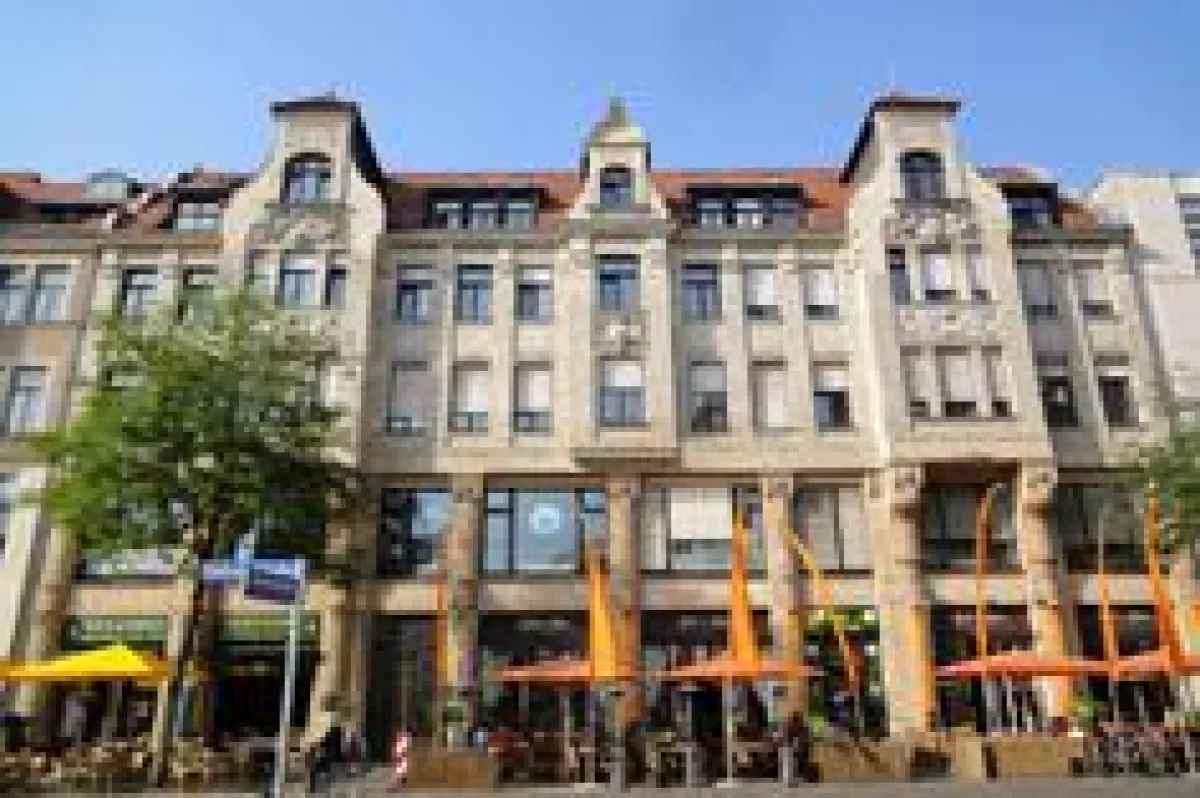 Das denkmalgeschützte Wohn-/Geschäftshaus 