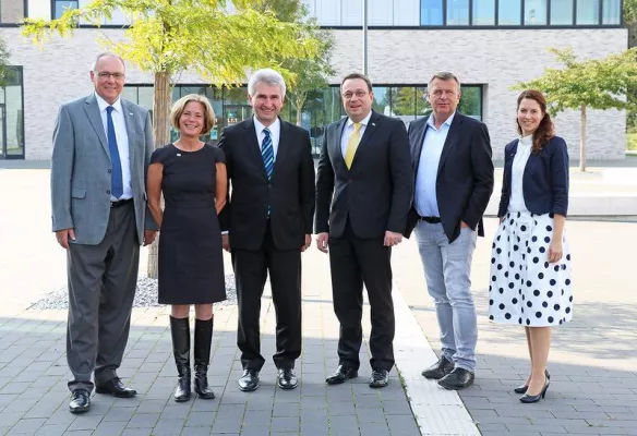 Bild: Wirtschaftsminister Prof. Dr. Andreas Pinkwart besucht Hochschule Hamm-Lippstadt