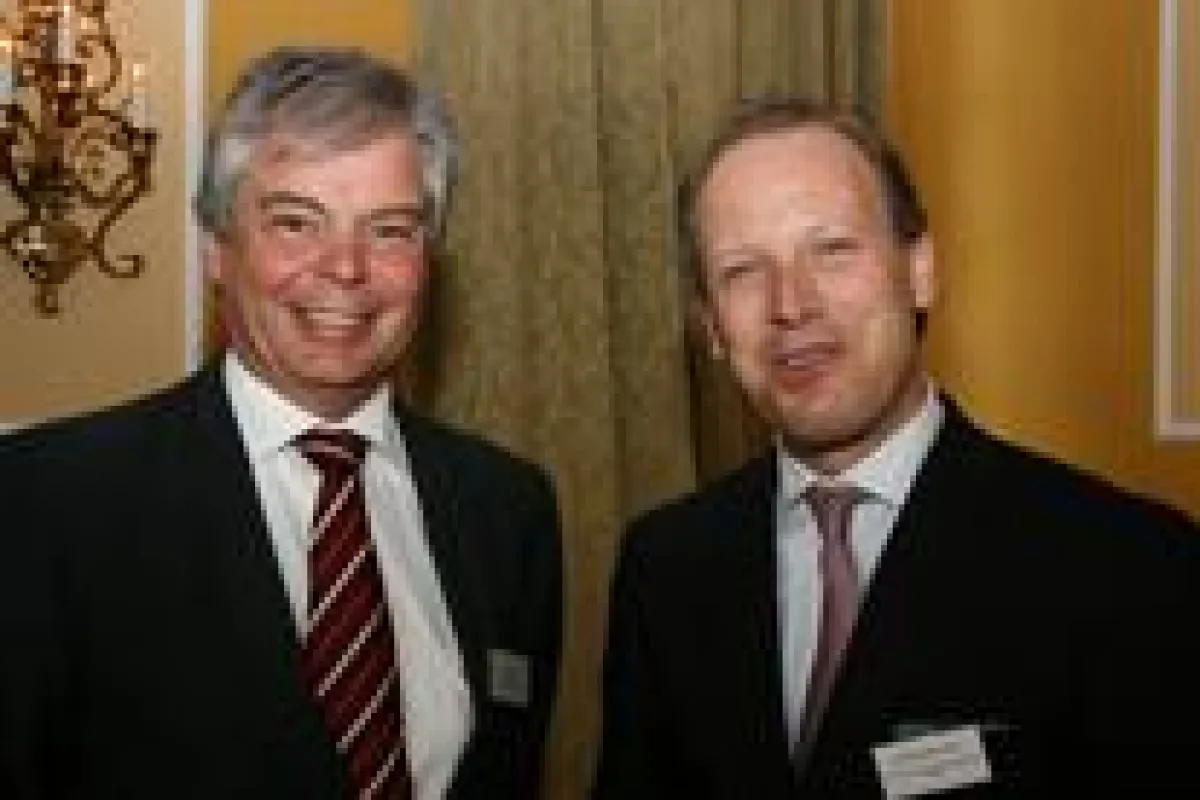 Frank Patt, Leiter Key Account & Projekt-Management der easycash und Referent Kai-Christian Claus von Innovalue. © easycash GmbH