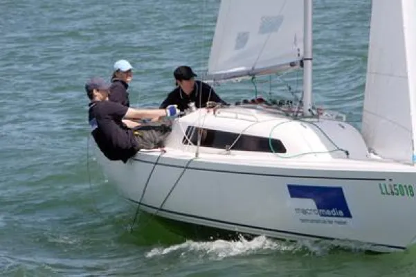 Bild: Zweifacher Europameister gewinnt erste MÜNCHNER MEDIENREGATTA