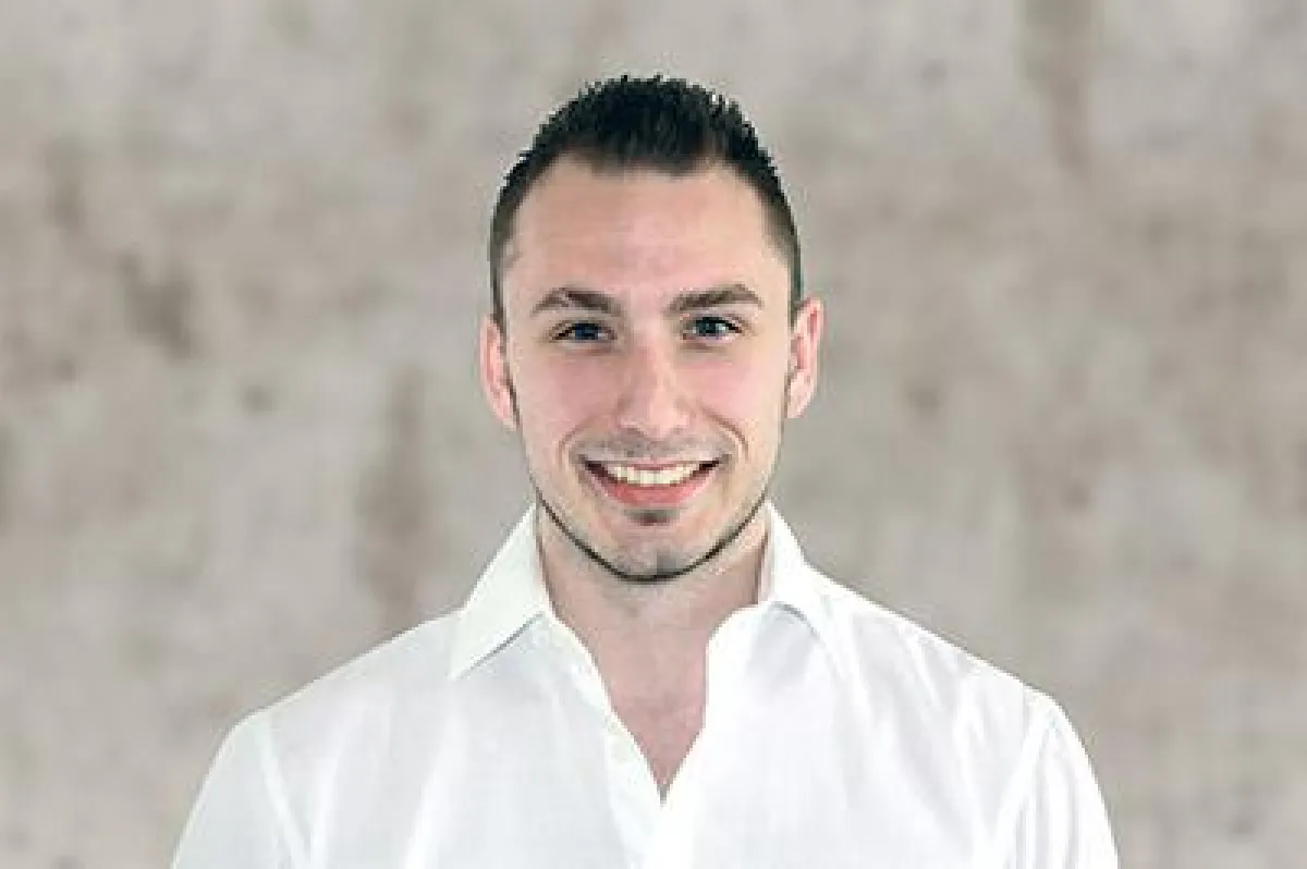 Sebastian Weidl Projektassistent bei Pure Perfection
