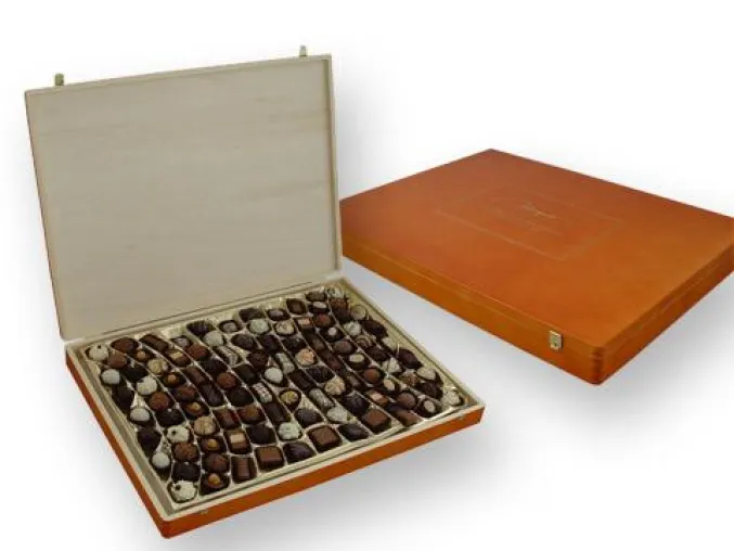 Kundenbindung mit Geschmack: Exquisite Pralinés als weihnachtliche Aufmerksamkeit Bild: Kundenbindung mit Geschmack: Exquisite Pralinés als weihnachtliche Aufmerksamkeit
