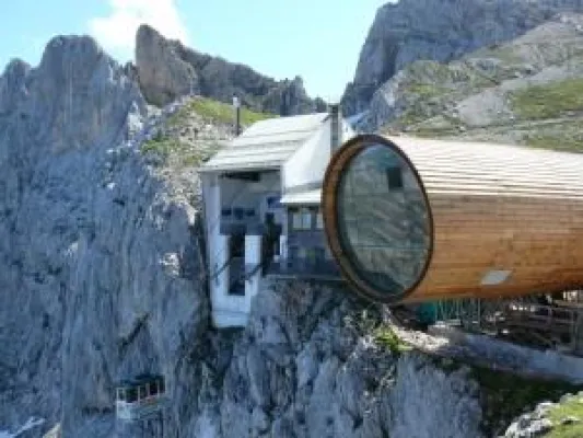 Bild: Tiefschnee in Höchstform - Bald heißt es wieder „Powder-Alarm“ für Freerider im Karwendel