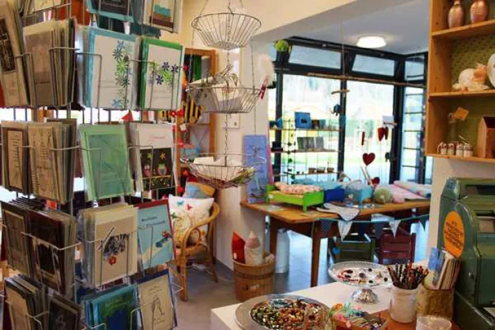 Schöne und individuelle Geschenke von ganz besonderen Menschen Bild: Schöne und individuelle Geschenke von ganz besonderen Menschen