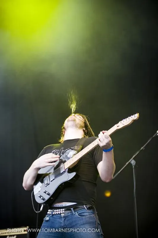 The Guns - Sänger