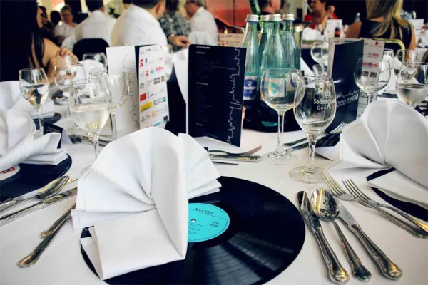 Bild: Angehende Küchenmeister erhalten ihren Meisterbrief in Regenstauf