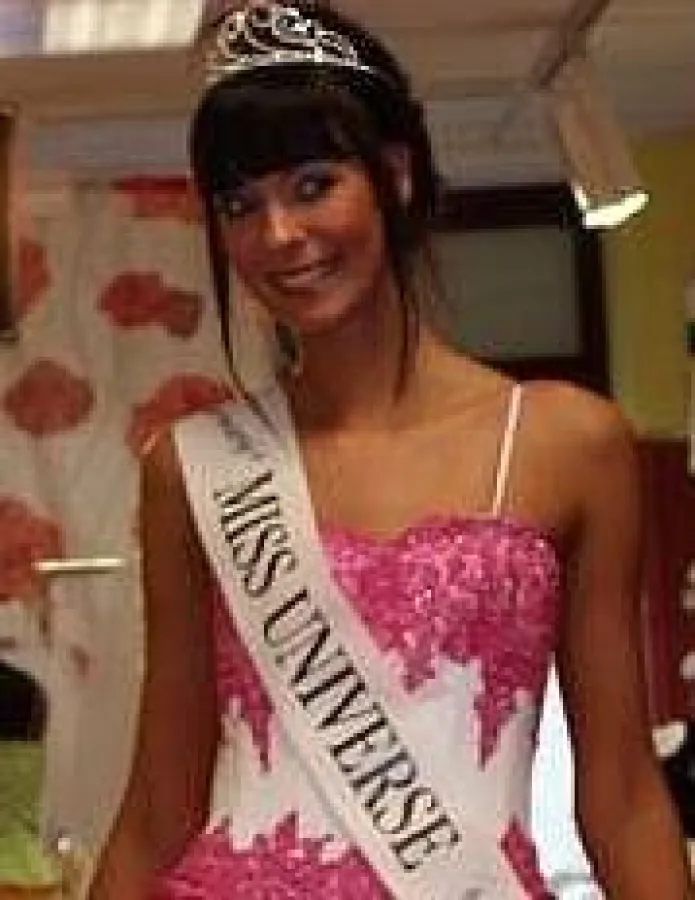 Miss Universe Berlin Nadin Hänsch / Mitglied Topmodels Community