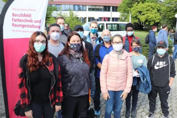 Bild: Fachkräftenachwuchs startet in Ausbildung