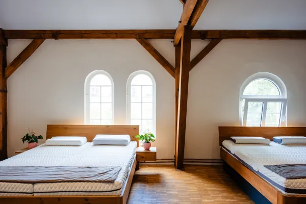 Wie Deutschland schläft – YouGov-Studie zeigt Unterschiede zwischen Ost und West Bild: Wie Deutschland schläft – YouGov-Studie zeigt Unterschiede zwischen Ost und West