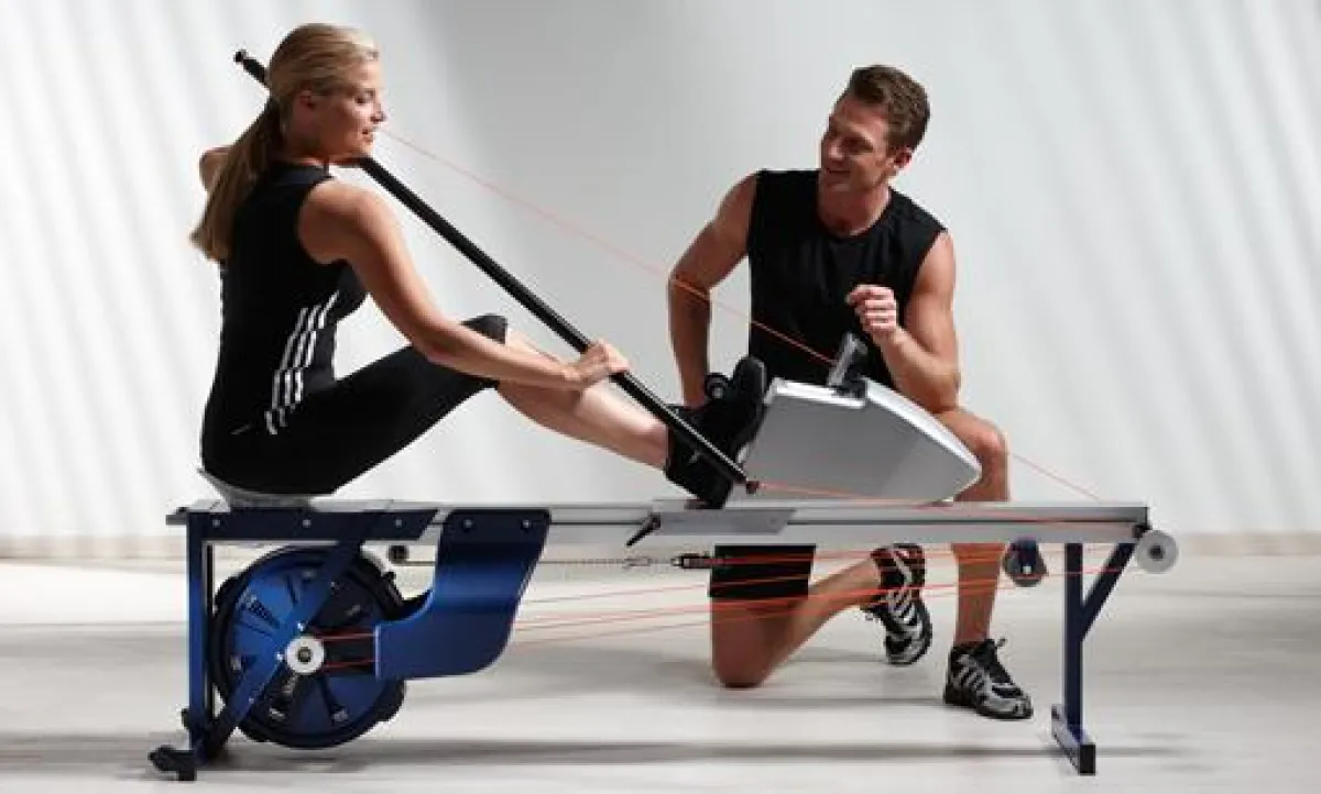 Paddlelite, der Paddelergometer für Wassersportler, Fitnessstudios, Rehas, Physiotherapeuten und den Heimfitnessbereich.