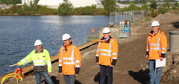 Niedersachsen Ports saniert Millionensteg in Wilhelmshaven Bild: Niedersachsen Ports saniert Millionensteg in Wilhelmshaven