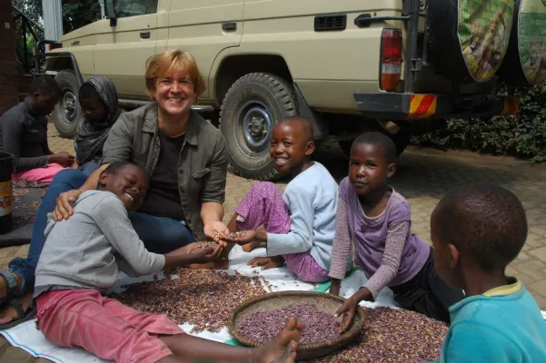 Bild: Spenden, die bewegen. Profitexter über ihre Schützlinge aus Tansania