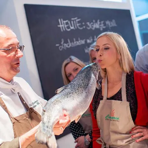 Bild: KOCHSCHULE.de und Deutschlands größte Partnervermittlung PARSHIP kooperieren.