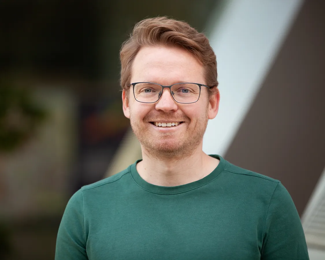 JANOSCH PETERS STEIGT BEI ICOMPLAI ALS CTO EIN