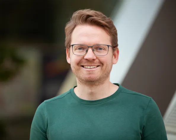 Bild: JANOSCH PETERS STEIGT BEI ICOMPLAI ALS CTO EIN