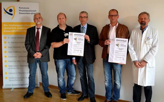 Bild: Qualität erfolgreich nachgewiesen - Krankenhäuser der Hospitalgesellschaft nach DIN ISO zertifiziert