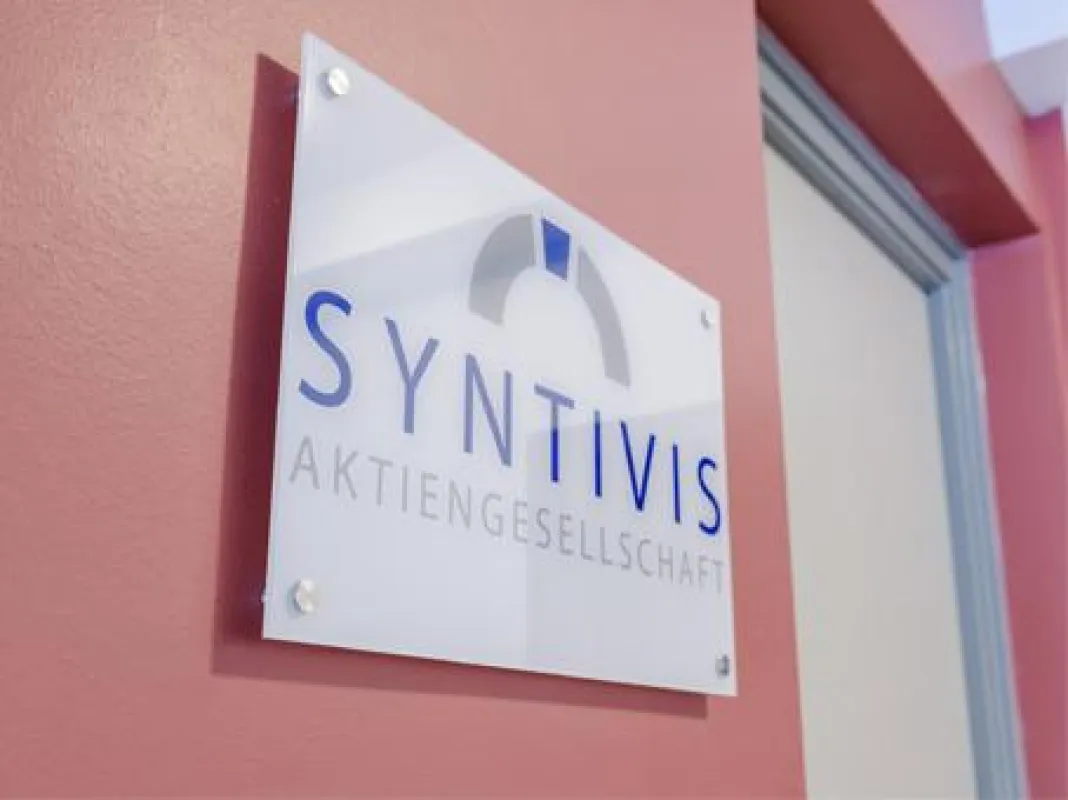 SYNTIVIS AG feiert