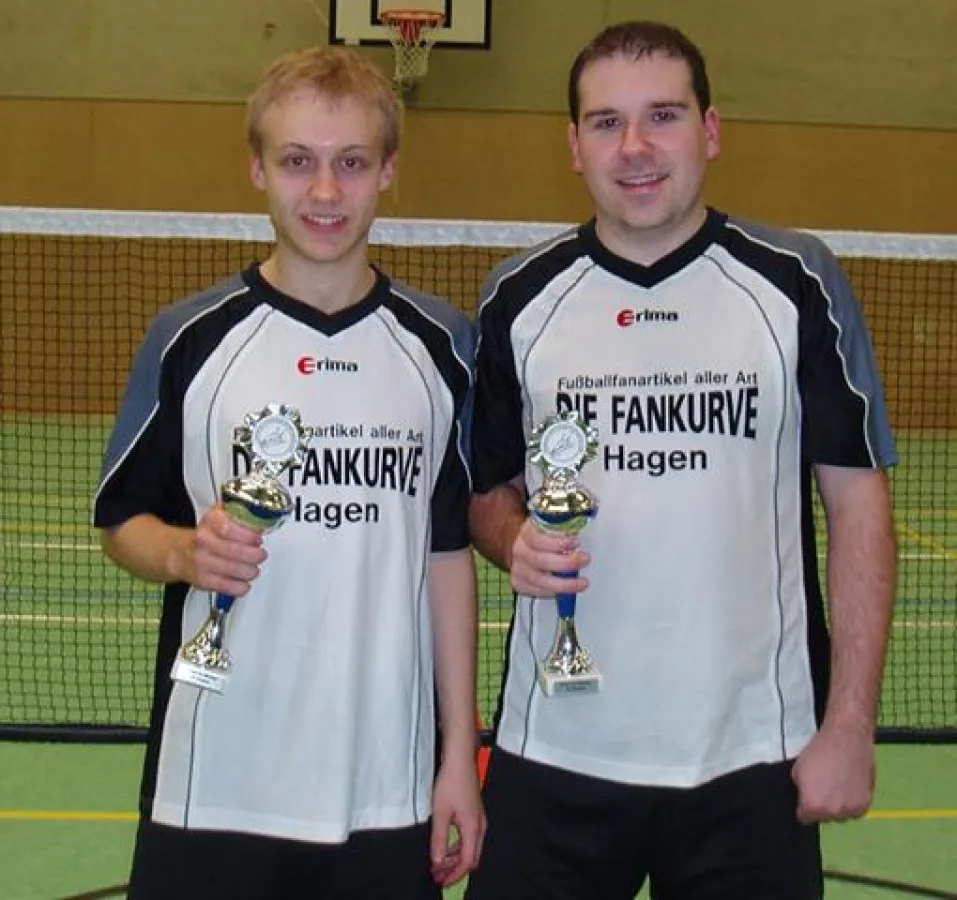 Deutsche Doppelmeister im Federfußball: (v.l.) Sven Walter und Michael Kowallik. (Foto: Bernd Stammnitz)
