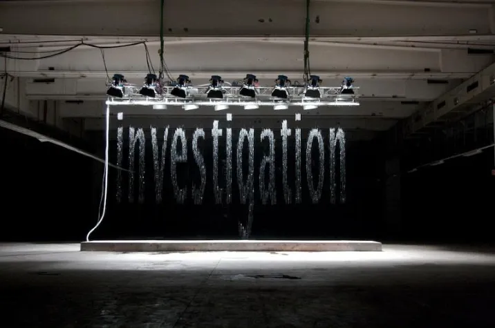 Julius Popp stellt weltweit aufsehenerregende Installation bit.fall in Kirschau aus Bild: Julius Popp stellt weltweit aufsehenerregende Installation bit.fall in Kirschau aus