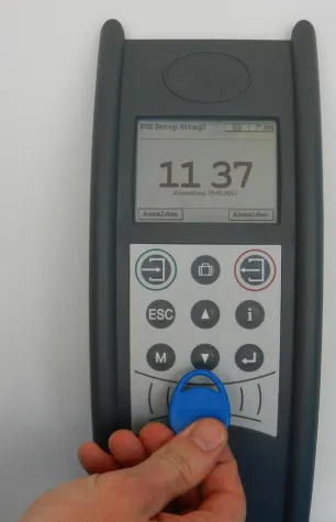 Bild: Die moderne Zeiterfassung – Stundenzettel waren gestern