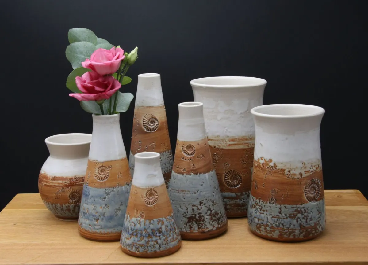 Handgefertigte Keramik Vasen in 