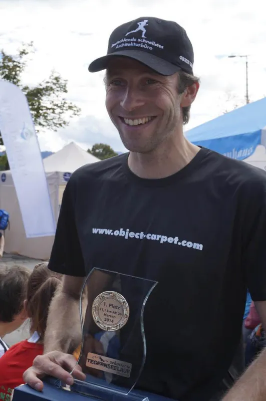 Gesamtsieger des Tegernsee-Halbmarathons Daniel Lenz
