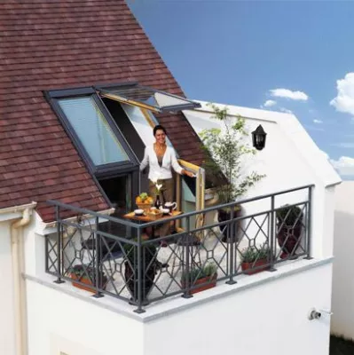 Bild: Neuer, Licht durchfluteter Wohnraum