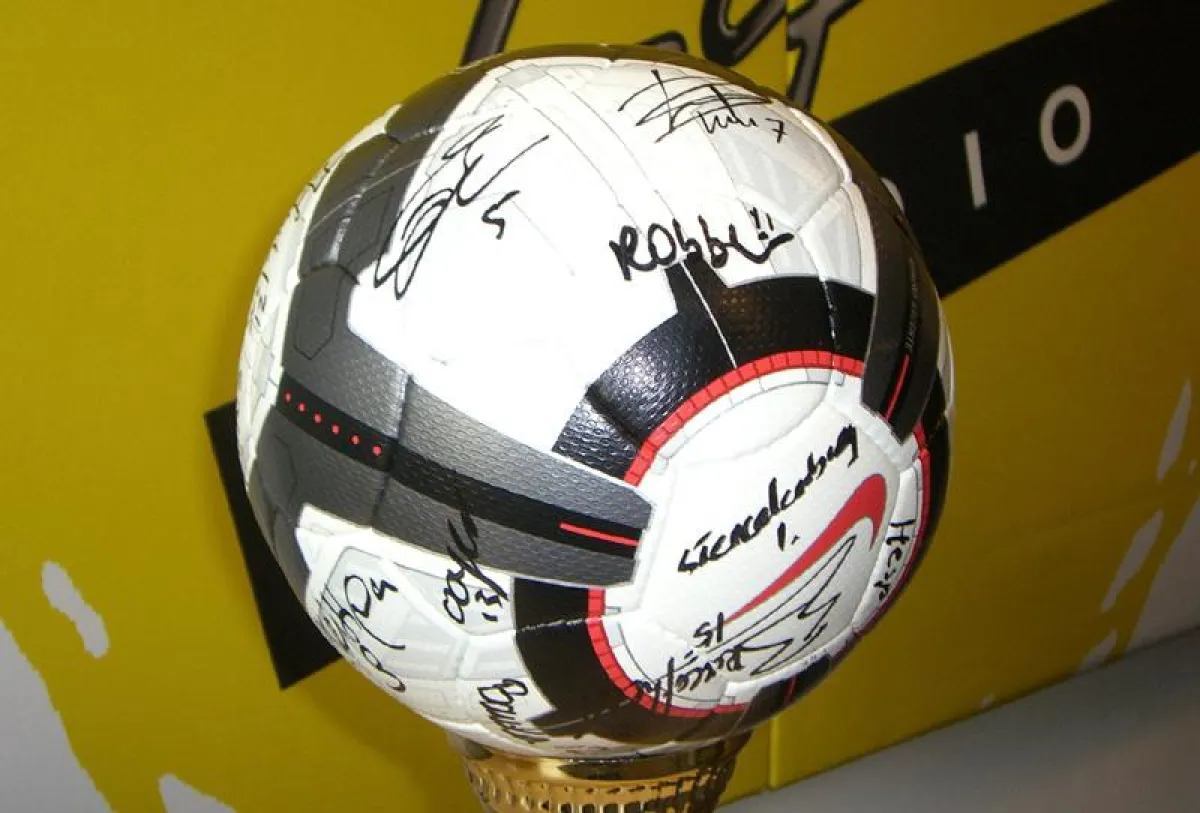 Vizeweltmeister-Fußball im Tiroler Hotel Sonnalp zu gewinnen