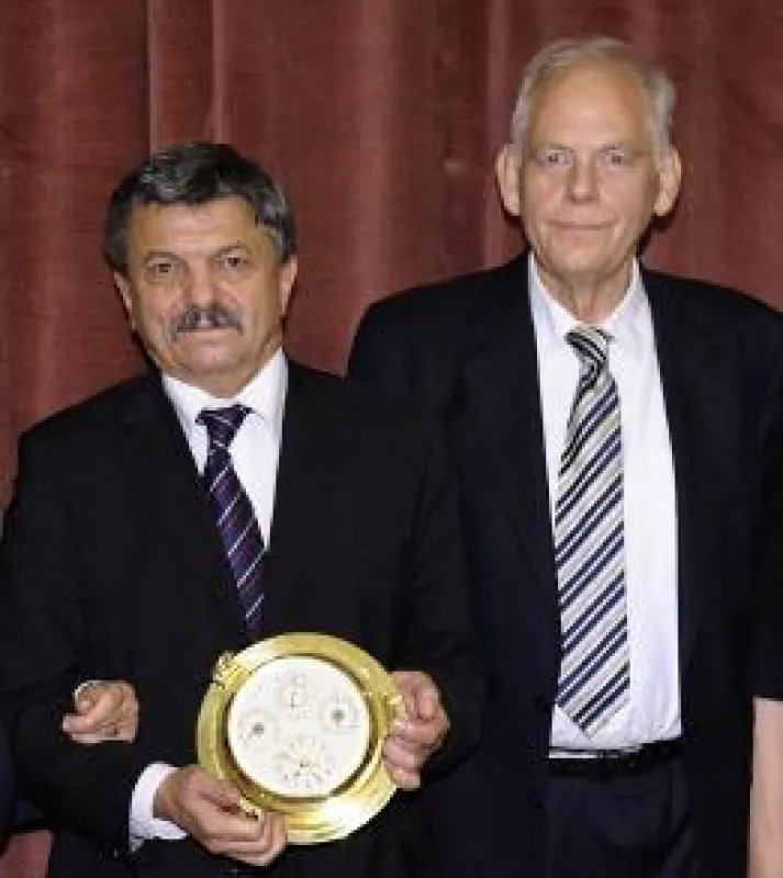 Preisträger Prof. Dr. Sándor Kerekes und Namensgeber Dr. Georg Winter in Budapest