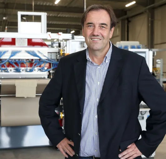 Bild: 100 Jahre Ring-Maschinenbau - Mit Qualität und Kompetenz zum Global-Player