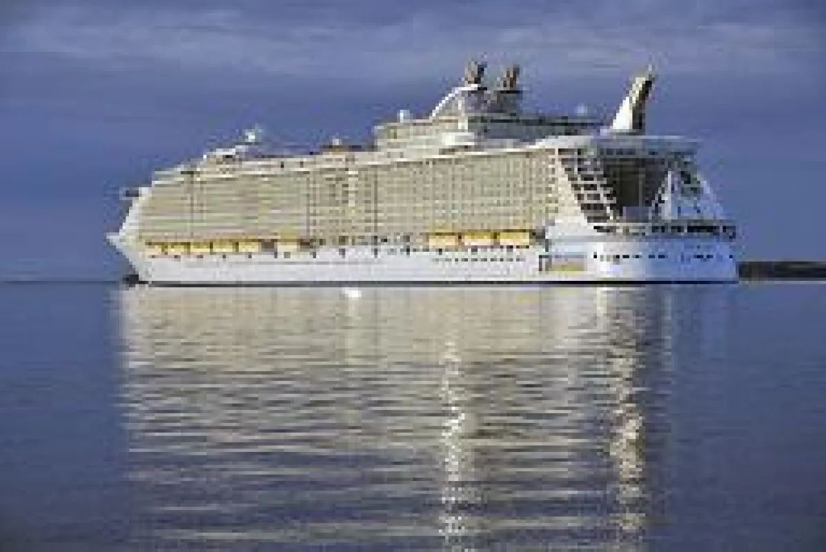Oasis of the Seas (c) Royal Caribbean International Press Center