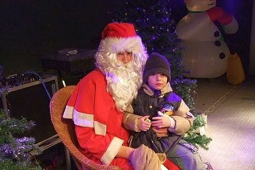 Bild: Weihnachtsprogramm 2011 auf der Showtruck-Bühne