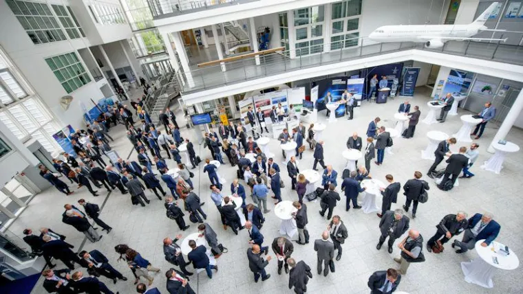 Bild: Der DLRK 2018: Digitalisierung und Vernetzung in der Luft- und Raumfahrt