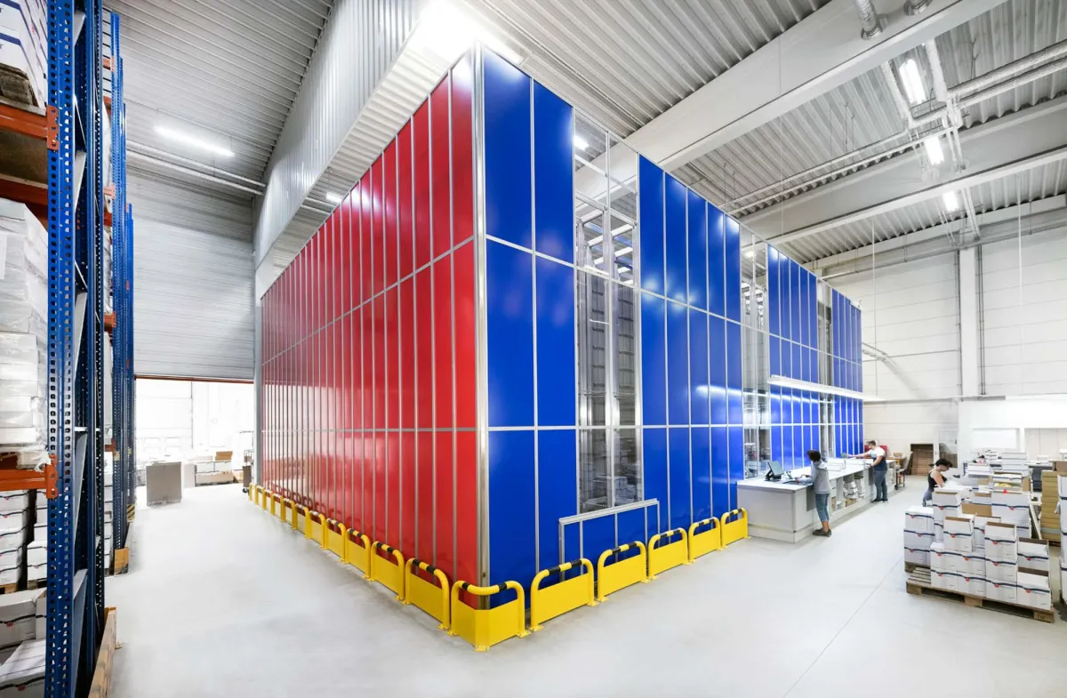 Dematic präsentierte an ihrem ersten Kundentag für KMU das AutoStore®-System. (Foto: Dematic)