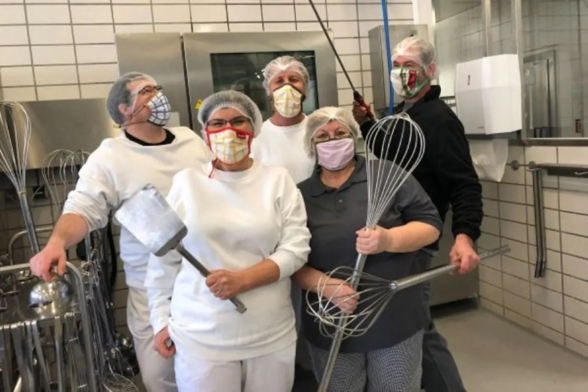 Gemischte Teams aus LiSe und BBW helfen sich gegenseitig in der Krise.