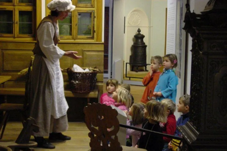 Fulda für Kinder in der Vorweihnachtszeit: zwischen Barock und Schokolade Bild: Fulda für Kinder in der Vorweihnachtszeit: zwischen Barock und Schokolade