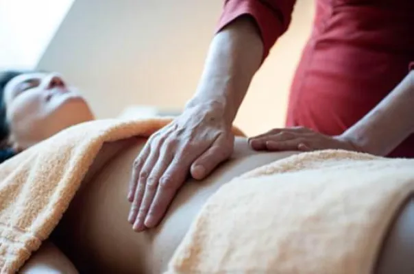 Bild: Ausbildung zum Ayurveda-Massage-Praktiker in Bochum - Ayurveda: Einklang von Geist, Körper und Seele