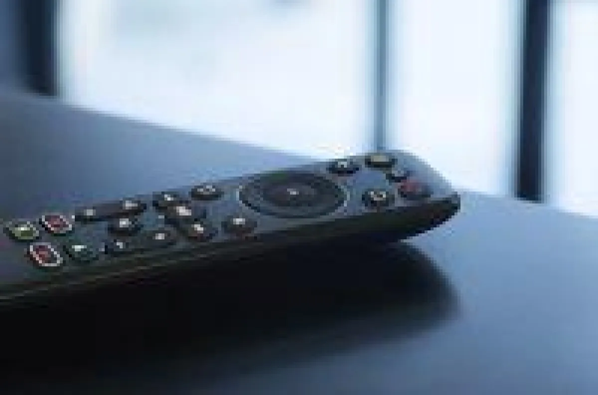 Die URC 7935 von ONE FOR ALL - Universalfernbedienung für Streaming-Dienste