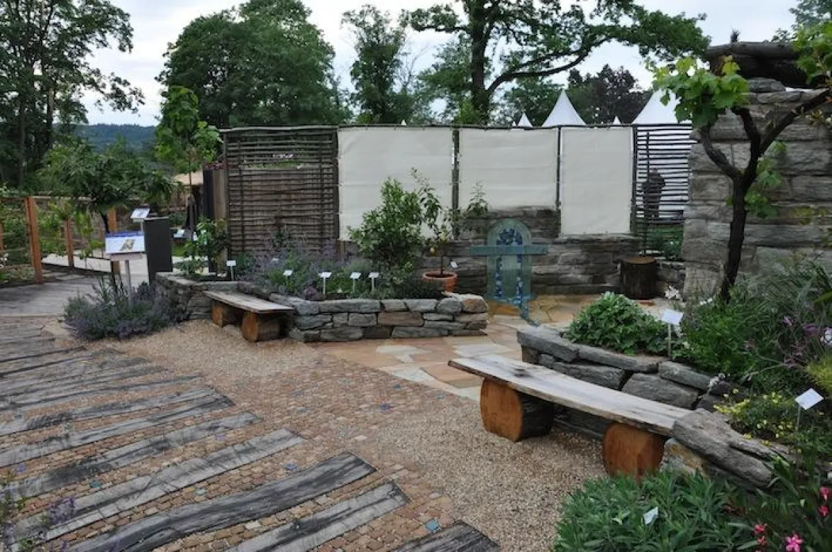 Impression vom Themengarten ‚Mediterrane Perspektiven’ auf dem Gelände der 4. Hessischen Landesgartenschau in Bad Nauheim. (Foto: Jens Haentzschel | greengrass media)
