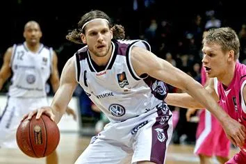 Bild: AutoVision GmbH verlängert Engagement bei Braunschweiger Basketball-Erstligist New Yorker Phantoms