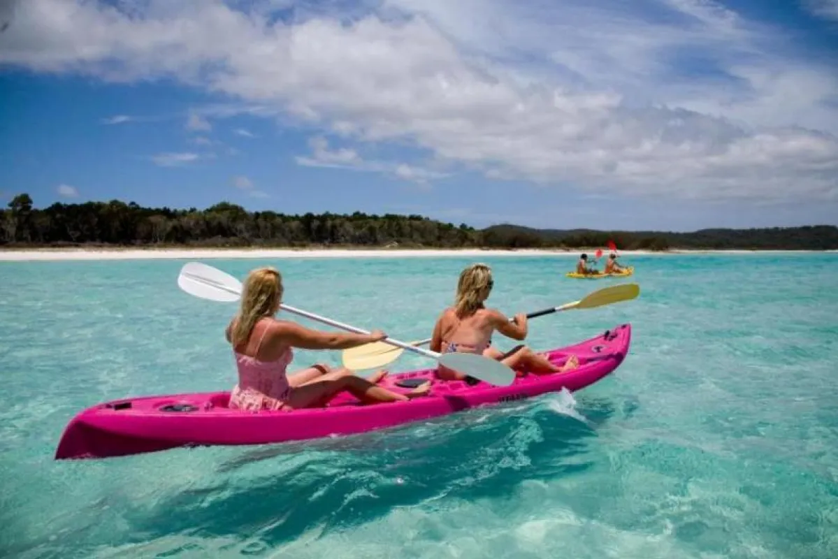 Mit dem Kayak die Westküste Fraser Islands erkunden