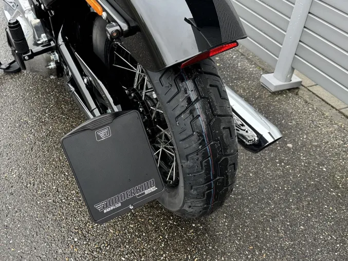 Bild: Neue Motorrad-Zubehörteile für die 2025iger Harley Softail Modellreihe 