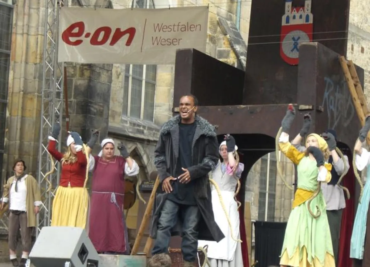 2schneidig als Special-Act im Musical RATS