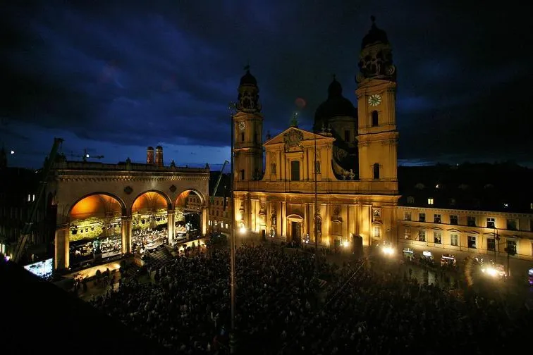 10-jähriges Jubiläum von Klassik am Odeonsplatz Bild: 10-jähriges Jubiläum von Klassik am Odeonsplatz