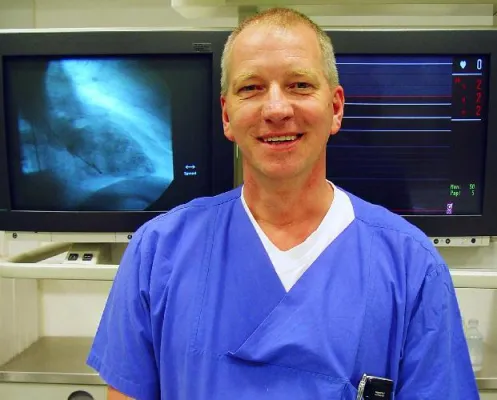 Bild: Der Gefährte für’s Herz: Michael Jacobs als einziger Deutscher mit dem kardiologischen Pflege-Award geehrt