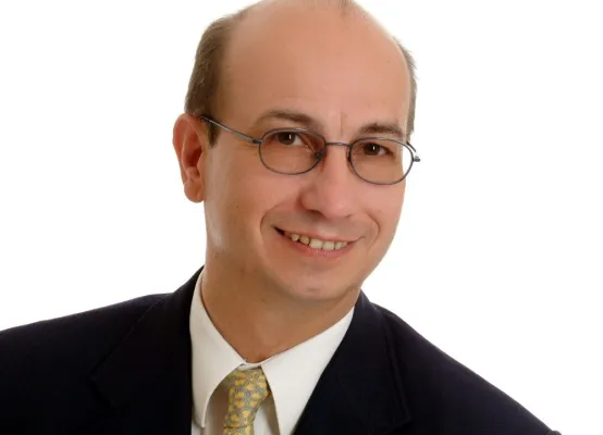 Bild: Klaus Oestreicher referiert über die Communication Scorecard