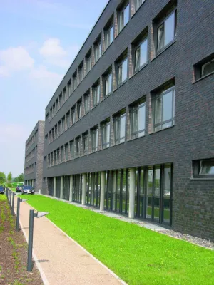 Bild: Für Lebensmittelsicherheit - im Kompetenzzentrum Bio-Security vollausgestattete Labore mieten