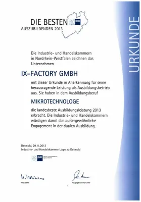 Auszubildender der iX-factory erhält landesweite Ehrung für Bestleistungen Bild: Auszubildender der iX-factory erhält landesweite Ehrung für Bestleistungen